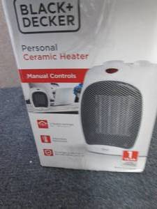 BLACKDECKER Ceramic Electric Heate...