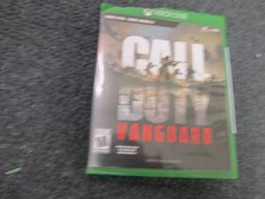 Xbox One Call of Duty Vanguard ope...