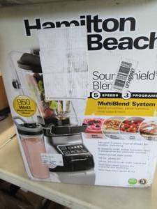 Hamilton Beach Quiet Blender with M...