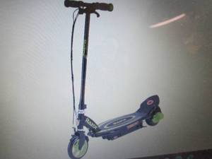 Razor Power Core E90 Electric Scoot...