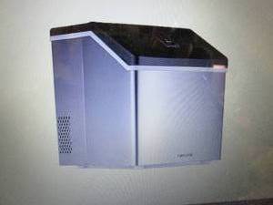 NewAir Countertop Clear Ice Maker o...