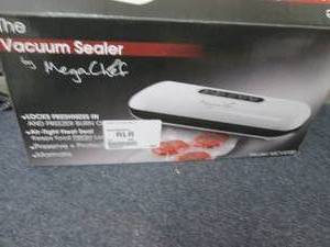 MegaChef Home Vacuum Sealer and Foo...