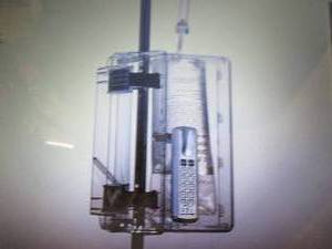 Lock-To-Pole IV Lock Box with Keyle...