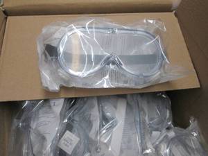 Case of 100 Safety Goggles by R-Rui...