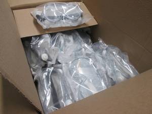 Case of 100 Safety Goggles by R-Rui...