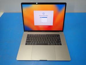 Apple&nbspMacBookPro14,3 A1707 MPTR2LLA &nbspINTEL(R) CORE(TM) I7-7700HQ CPU  2.80GHZ  16GB DDR4 SDRAM  251GB SSD  15 screen with 3360 x 2100 2K Resolution  Includes IOS  No charger&nbsp