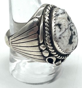 lot 23 image: Jason Livingsten Navajo Sterling Silver Ring with Dalmatian Jasper Stone