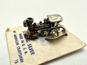 lot 51 image: Vintage Sterling Silver Train Caboose Charm