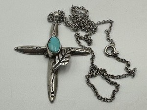 lot 41 image: Vintage Sterling Silver Cross Necklace