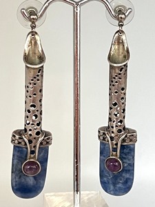 lot 110 image: Artisan Sterling, Lapis and Amethyst Earrings