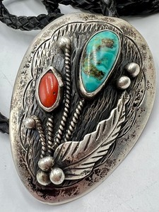 lot 106 image: Vintage Southwest Turquoise and Silver Bolo Tie by Samson Key