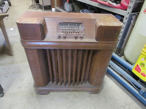 Vintage Philco Radio