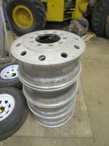 (4) Alum 24.5 Semi Wheels