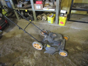 Poulan Pro 21 Lawnmower