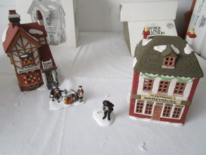 Dickens Bumpstead Nye, Fezziwigs Whse