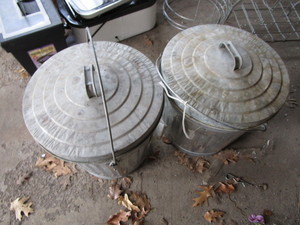 Aluminum Trash Cans