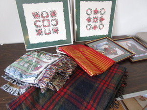 Santa Pictures, Art, Throws