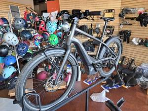 lot 21 image: Harley-Davidson Rush City 27.5 Electric Bike Grey Frame
