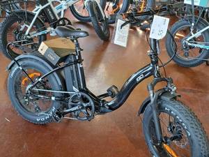 lot 55 image: iGo Royal 48V 8-speed Foldable Electric Bike Black Frame (New )