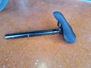 lot 19C image: GoCycle Seat with Post