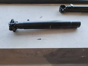 lot 19NN image: Bicycle Seatpost