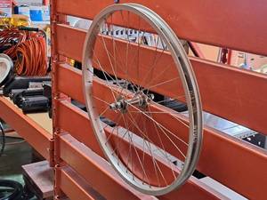 lot 903 image: 24 Bike Wheel