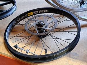lot 932 image: Alex Rims DX32 20 Bike Wheel