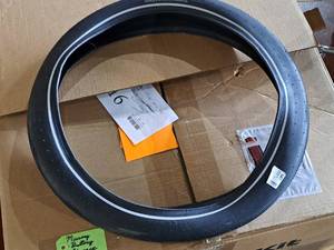 lot 19TA image: GoCycle All Weather Bike Tire (New )
