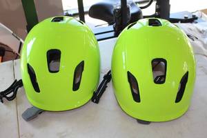 lot 207 image: Lot of (2) Serfas Kilowatt LXL E-Bike Helmets HT504
