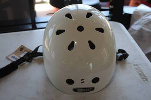 lot 258 image: Nutcase Size Small E-Bike Helmet