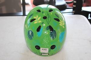 lot 271 image: Nutcase Size XXS E-Bike Helmet