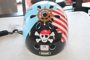 lot 267 image: Nutcase Size XS E-Bike Helmet