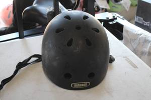 lot 273 image: Nutcase Size Large E-Bike Helmet (used)