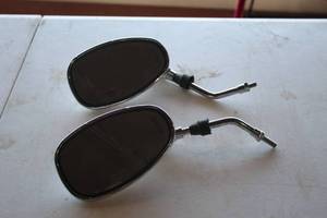 lot 380A image: Lot of (One Pair) Mirrors