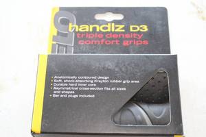 lot 470 image: Lot of (One Pair) Velo Handlz D2 Triple Density Comfort Grips Hand Grips (in original packaging)