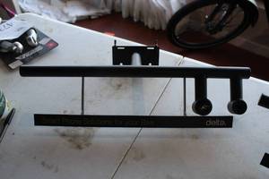 lot 448 image: Delta Display Rack