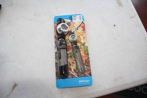 lot 492 image: Pump POW Co2 BarKeep Inflator with Gauge (in original packaging)