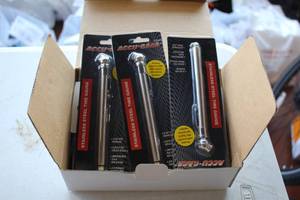 lot 530 image: Lot of (12) Accu-Gage 5-30-PSI Stainless Steel Low Pressure Pencil Tire Gauges (in original packaging)
