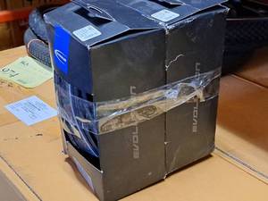 lot 980 image: Lot of (2) Schwalbe Marathon Almotion Bike Tires 28x2.0