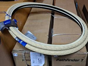 lot 1000 image: Lot of (2) Schwalbe Delta Cruiser Bike Tires 28x1.50 (New)