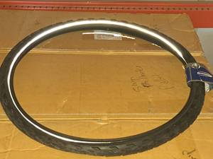 lot 976 image: Lot of (1) Schwalbe Marathon Cross Bike Tire 26x1.75 (New)
