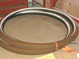 lot 988 image: Lot of (2) Schwalbe Big Ben Bike Tires 28x2.0 (New)