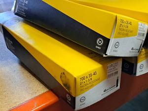 lot 1052 image: Lot of (2) Sunlite Thorn Resistant Bike Tubes 700x35-43mm(27x1-38)