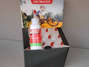 lot 1220A image: Lot of (1 Case) Stans No Tubes 12-count Tire Sealant