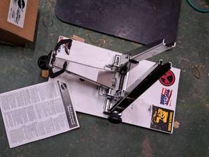 lot 164D image: Park Tool TS-2.2 Professional Wheel Truing Stand