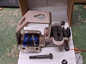 lot 164E image: Park Tool WH-1 Wheel Holder