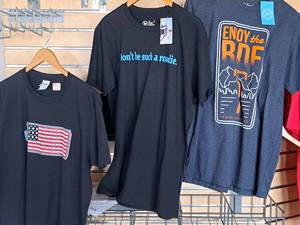 lot 185 image: Lot of (3) Size Large Mens T-Shirts