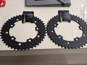 lot 1289 image: Lot of (2) Origin8 Cycling 110mm130mm 44T 4-Bolt Chainring