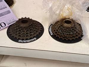lot 1319 image: Lot of (2) Shimano Freewheel