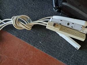 lot 1653 image: Lot of (4) Surge Protectors